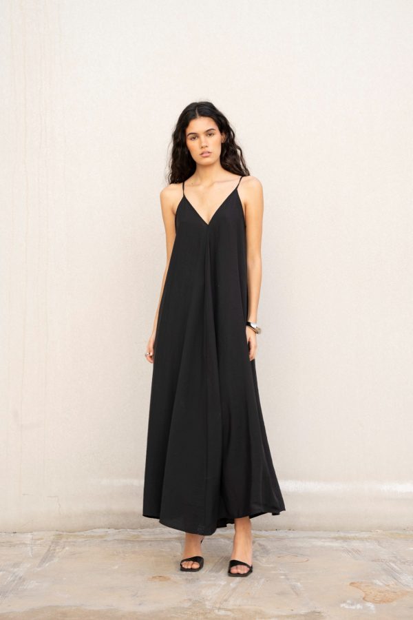 VESTIDO TIRANTAS FLUIDO