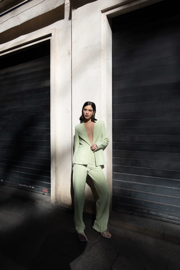 VESTIDO MIDI PERFORADO
